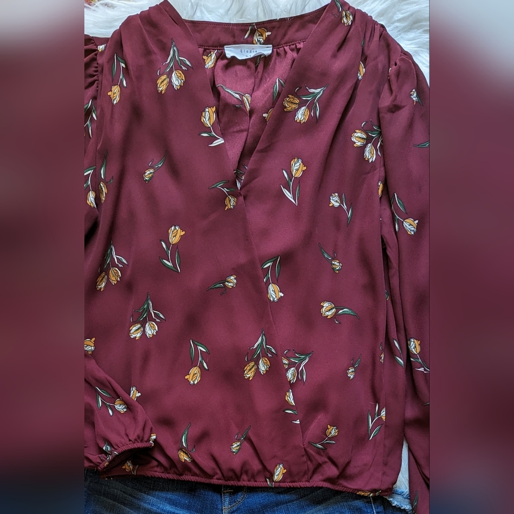 EUC Elodie burgundy semi sheer faux wrap thin elastic band at hip length bottom